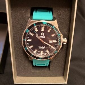 Shield Reef Strap Watch w/ Date - Turquoise